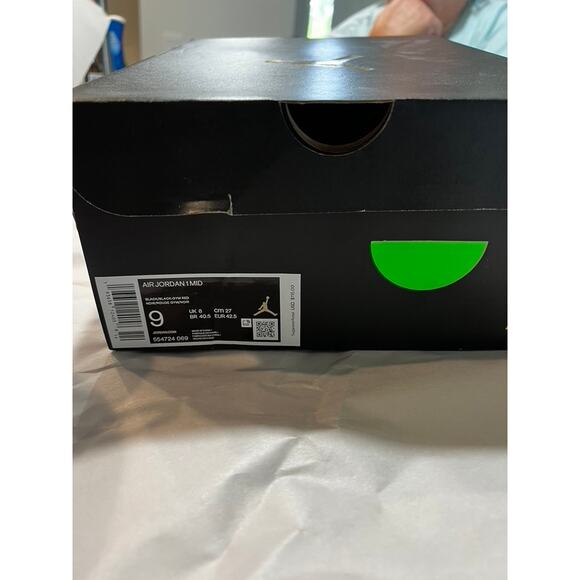 Nike Air Jordan 1 Mid Reverse Bred Retro Red 554724069 Sz 9 Box Streetwear - Picture 11 of 16